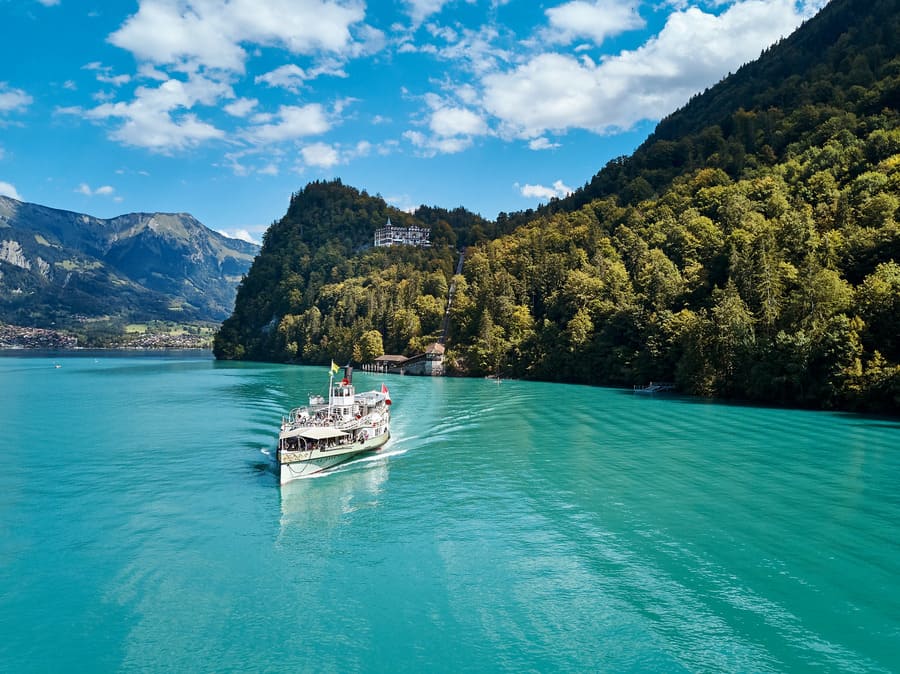 crucero por el lago brienz suiza